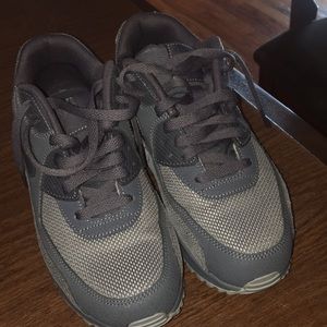 Grey air max